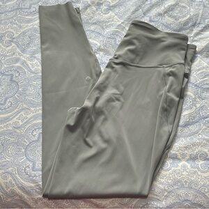 Lululemon Base Pace High-Rise Tight 28"